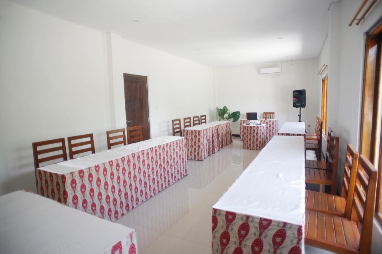 Pavilla Labuan Bajo Exterior foto